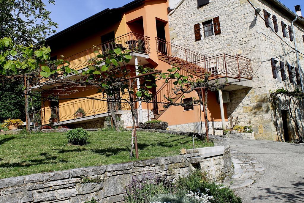 Apartments Mestri Grožnjan Eksteriør billede